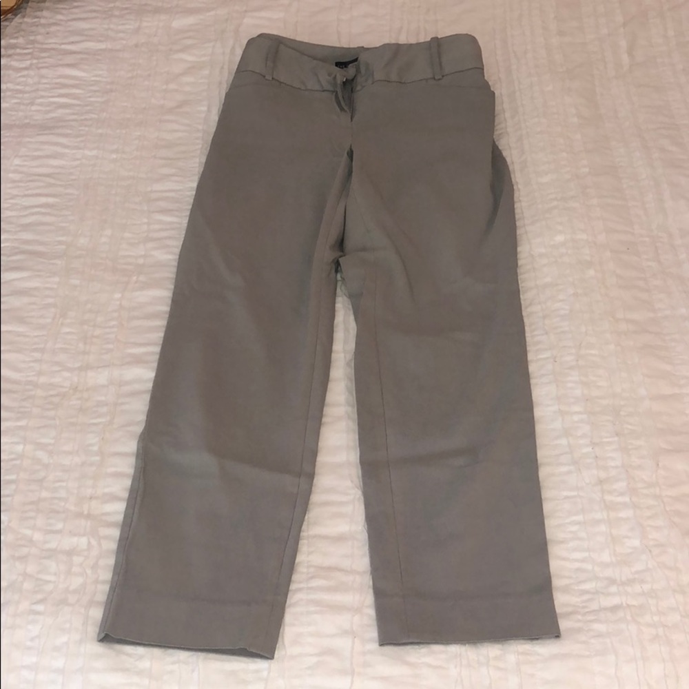 The limited ankle pants